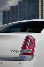 Chrysler 300C 2012 года (UK)